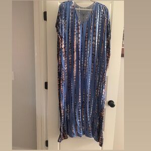 Women’s V-Neck Caftan